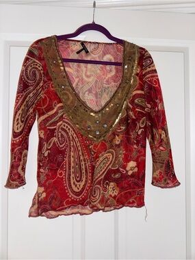 Daisy Fuentes Red Paisley V-Neck Top with Gold Embellished Trim